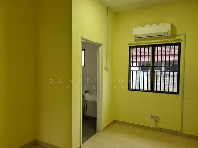 Rumah Teres 2 Tingkat untuk Dijual di Bandar Putra Permai (Seri Kembangan) - Dante Leong Zhenwen - PropertyGuru.com.my