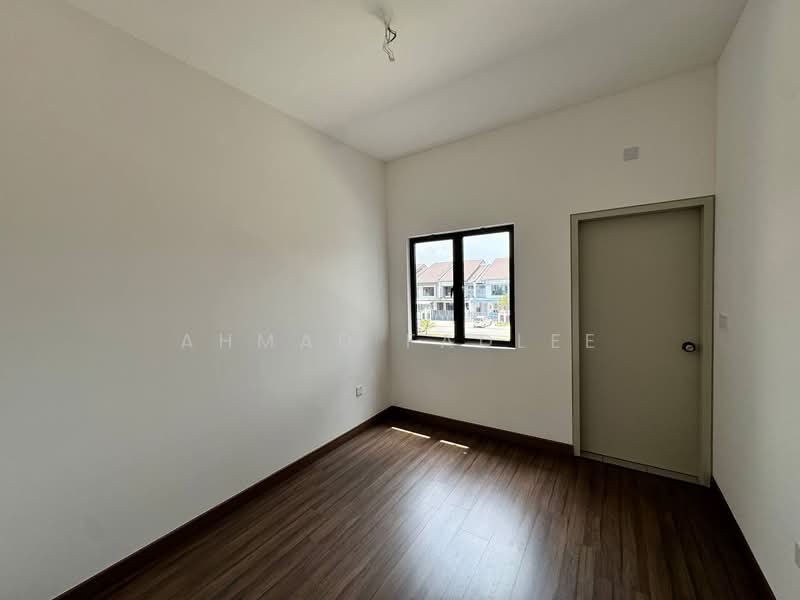 Rumah Teres 2 Tingkat untuk Dijual di Bandar Bukit Raja (Klang) - Ahmad Fadlee - PropertyGuru.com.my