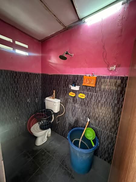 Rumah Teres 2 Tingkat untuk Dijual di Bandar Baru Bukit Beruntung (Serendah) - Kelton Foo - Bathroom - PropertyGuru.com.my