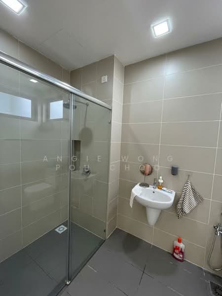 Townhouse for Rent in 16 Sierra (Puchong) - Angie Wong Poh Choo - Bathroom - PropertyGuru.com.my