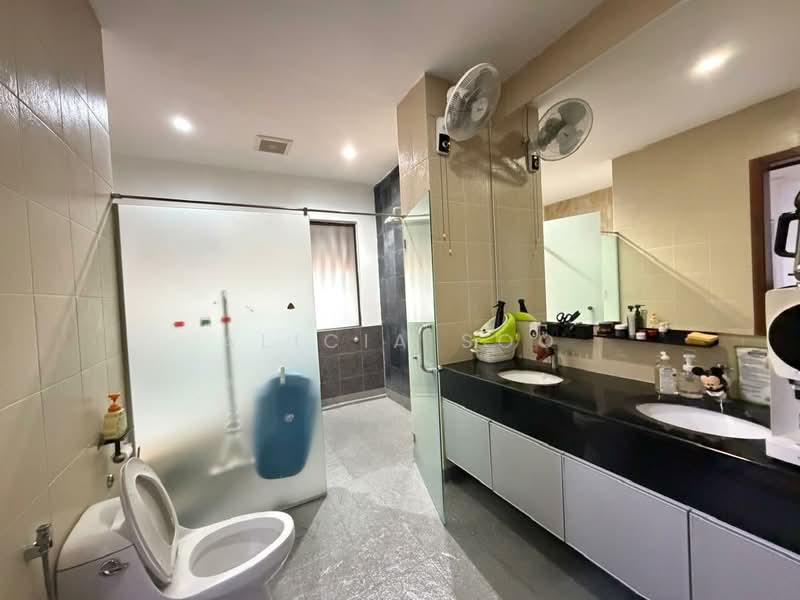 Rumah Teres untuk Dijual di Bukit Rahman Putra (Sungai Buloh) - Alicia Soo - Bathroom - PropertyGuru.com.my