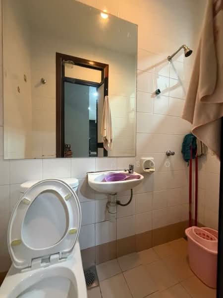 Rumah Teres untuk Dijual di Bukit Rahman Putra (Sungai Buloh) - Alicia Soo - Bathroom - PropertyGuru.com.my