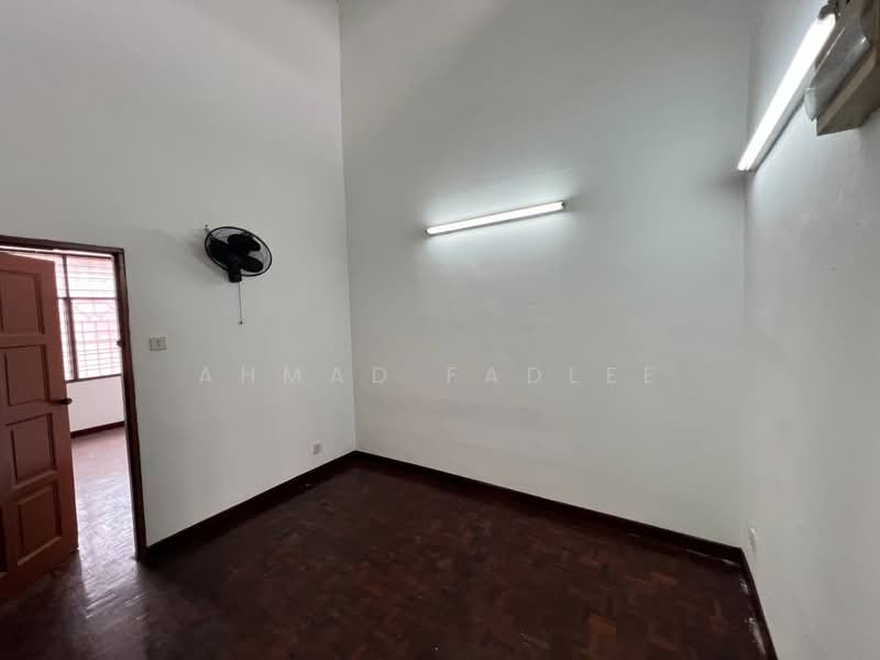 2-storey Terraced House for Sale in Bandar Baru Bangi (Selangor) - Ahmad Fadlee - PropertyGuru.com.my
