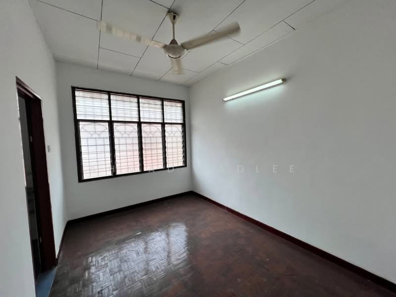 2-storey Terraced House for Sale in Bandar Baru Bangi (Selangor) - Ahmad Fadlee - PropertyGuru.com.my