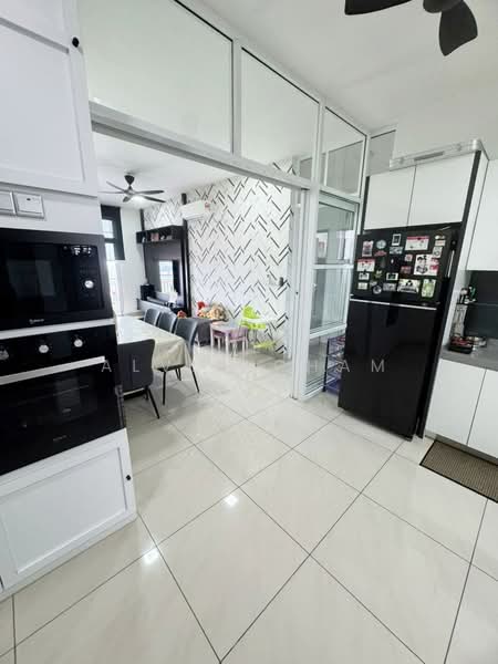 Servis Apartment untuk Dijual di SKS Habitat - Alvin Cham - Kitchen - PropertyGuru.com.my