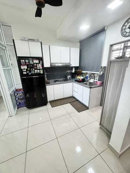 Servis Apartment untuk Dijual di SKS Habitat - Alvin Cham - Kitchen - PropertyGuru.com.my