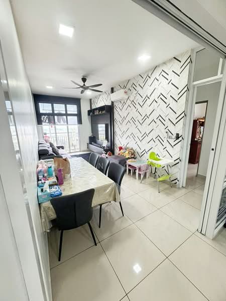 Servis Apartment untuk Dijual di SKS Habitat - Alvin Cham - Living Room - PropertyGuru.com.my