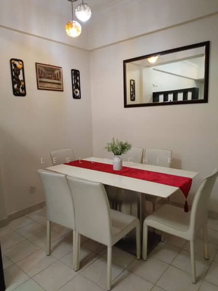 Rumah Bandar untuk Dijual di Batu 9 (Cheras) - Lesley Chik - Dining Room - PropertyGuru.com.my