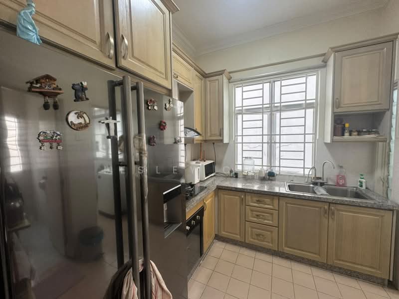 Rumah Bandar untuk Dijual di Batu 9 (Cheras) - Lesley Chik - Kitchen - PropertyGuru.com.my