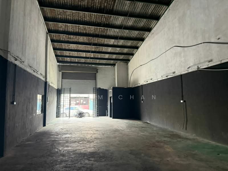 Terrace Factory for Rent in Seksyen 34 (Shah Alam) - Adam Chan - Interior - PropertyGuru.com.my