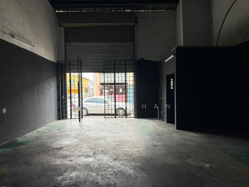 Terrace Factory for Rent in Seksyen 34 (Shah Alam) - Adam Chan - Interior - PropertyGuru.com.my