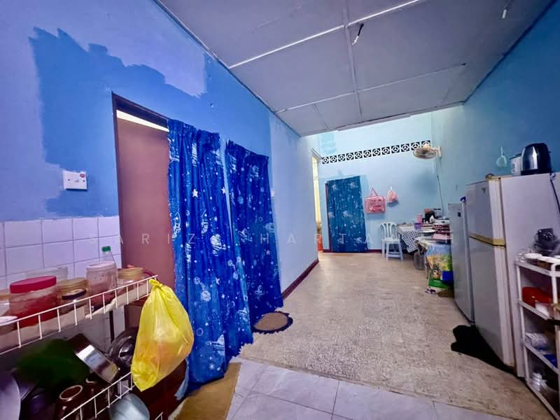 Rumah Teres 1 Tingkat untuk Dijual di Taman Sri Muda (Shah Alam) - Sariza Hartanah - Kitchen - PropertyGuru.com.my