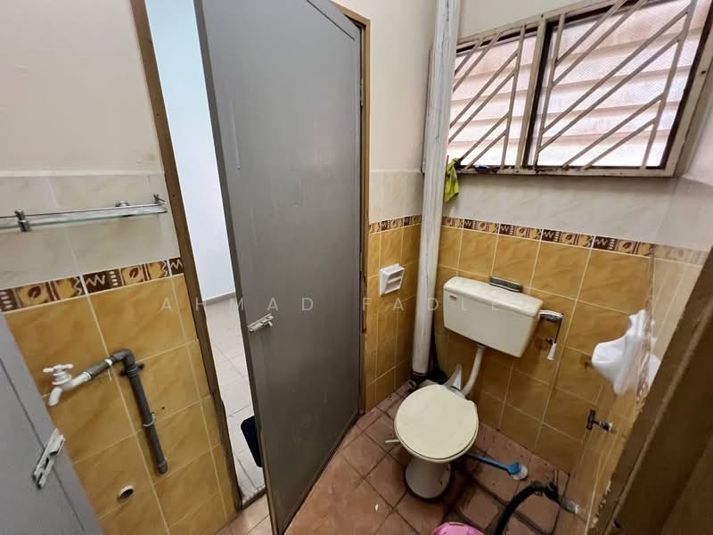 Rumah Teres 2 Tingkat untuk Dijual di Taman Desa Serdang (Seri Kembangan) - Ahmad Fadlee - PropertyGuru.com.my