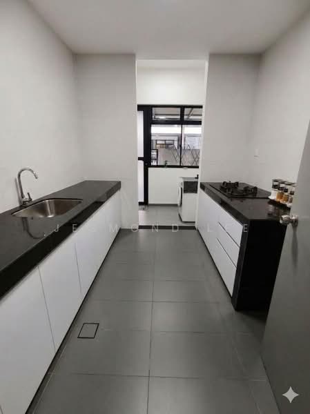 Rumah Teres untuk Dijual di Johor Bahru (Johor) - Jesmond Lee - Kitchen - PropertyGuru.com.my