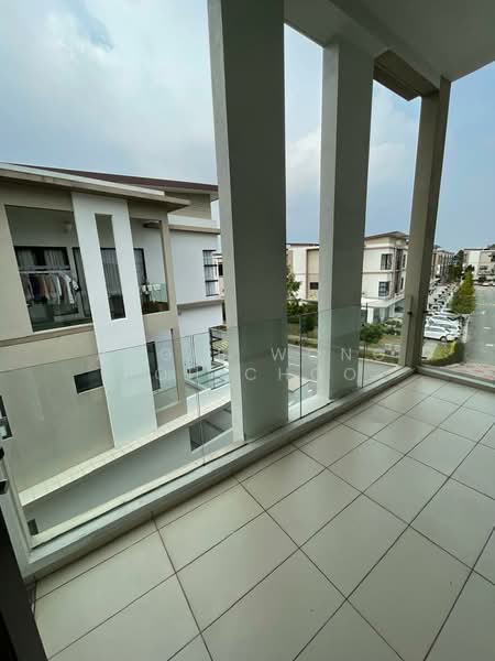 Townhouse for Sale in 16 Sierra (Puchong) - Angie Wong Poh Choo - Balcony - PropertyGuru.com.my