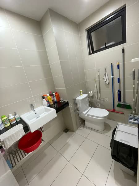 Townhouse for Sale in 16 Sierra (Puchong) - Angie Wong Poh Choo - Bathroom - PropertyGuru.com.my