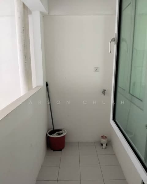 Kondominium untuk Disewa di The Zen - Carson Chuah - Balcony - PropertyGuru.com.my