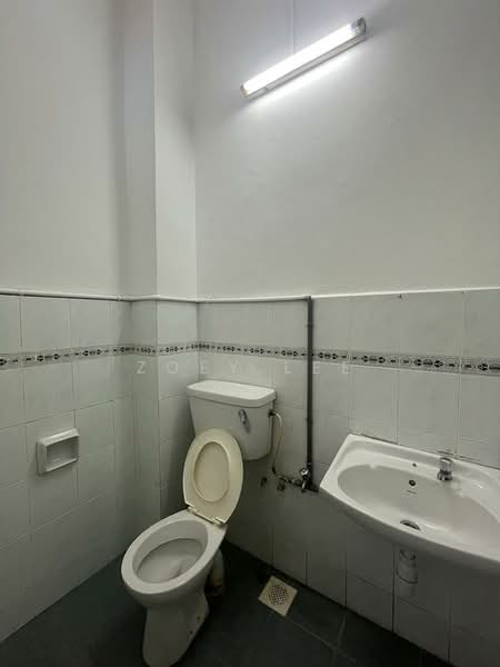 2-storey Terraced House for Sale in Iskandar Puteri (Nusajaya) (Johor) - Zoey Lee - Bathroom - PropertyGuru.com.my