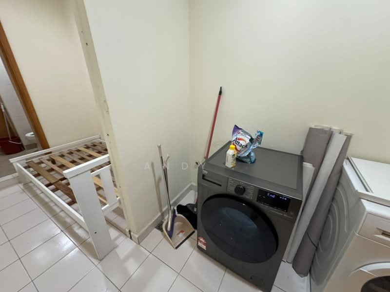 Service Residence for Rent at The Oval - Andy . - PropertyGuru.com.my