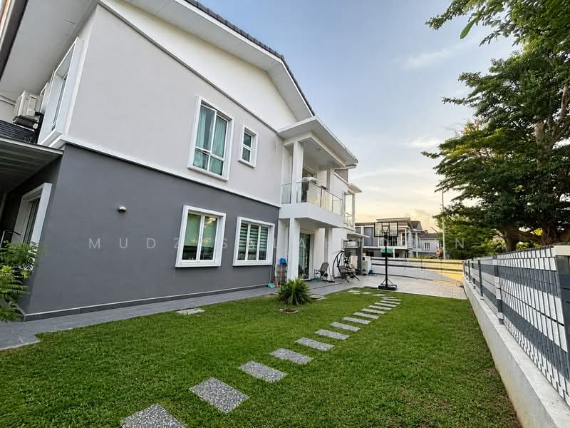 2-storey Terraced House for Sale in Setia Alam ( Anjung Sari) (Setia Alam) - Mudz Salahuddin - Exterior - PropertyGuru.com.my