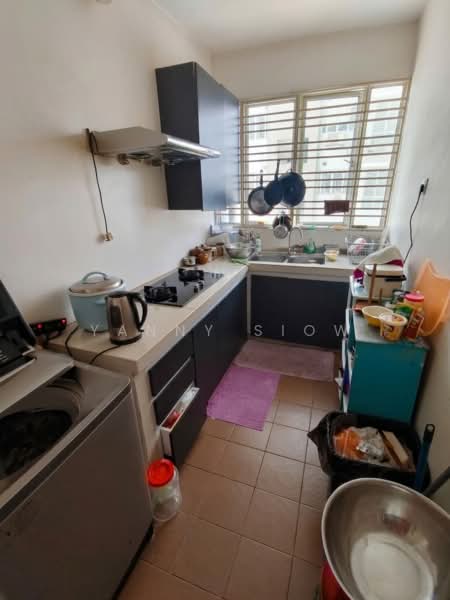 Condominium for Sale at Platinum Hill PV 2 - Yanny Siow - Kitchen - PropertyGuru.com.my