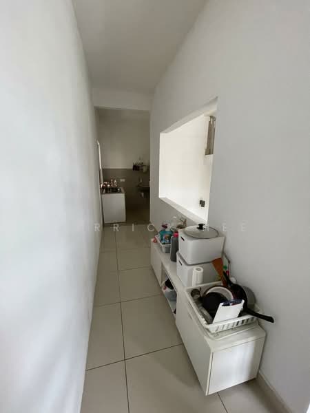 3-storey Terraced House for Sale in Cyberjaya (Selangor) - Derrick Hee - Kitchen - PropertyGuru.com.my