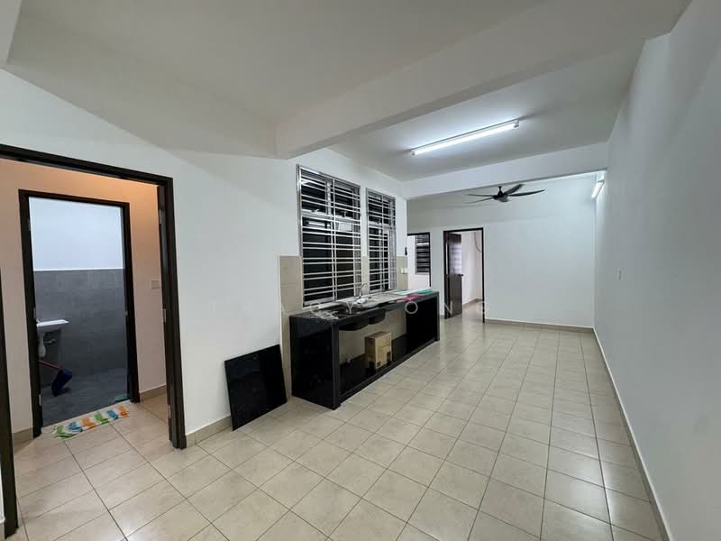 Rumah Bandar untuk Disewa di Skudai (Johor) - Tracy Ong - Kitchen - PropertyGuru.com.my