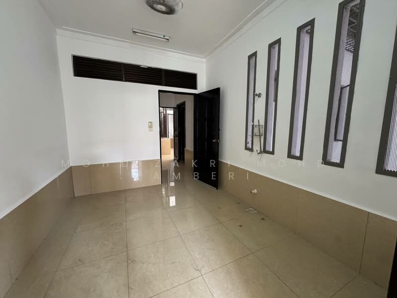 2-storey Terraced House for Sale in Bukit Jelutong (Shah Alam) - Mohd Zakri Mohd Zamberi - Interior - PropertyGuru.com.my