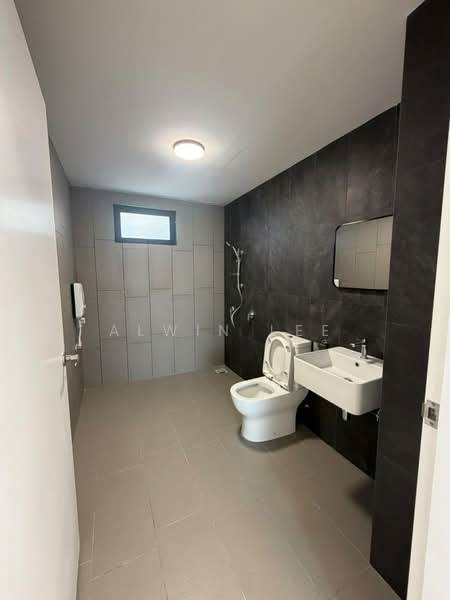 Kondominium untuk Disewa di Tuai Residence - Alwin Lee - Bathroom - PropertyGuru.com.my