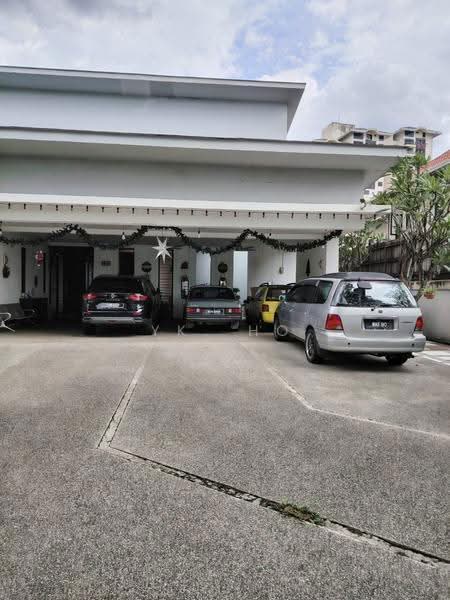 Bungalow House for Sale in Taman Ampang Utama (Ampang) - YK. Ho - Exterior - PropertyGuru.com.my