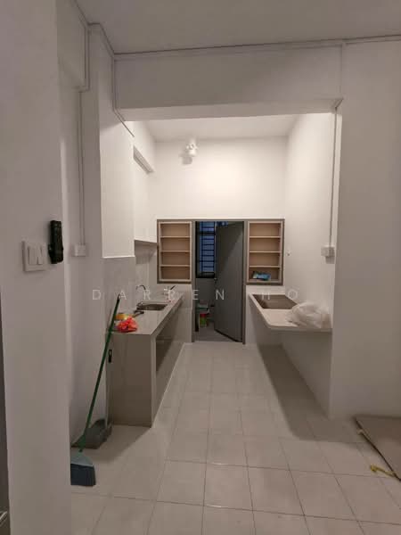 Apartment for Rent at Taman Pulai Mutiara 2: Phase A3A - A3C - Darren Ho - Kitchen - PropertyGuru.com.my