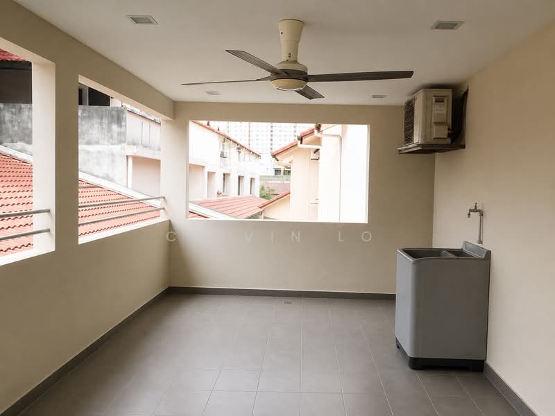 2-storey Terraced House for Sale in Bandar Kinrara Seksyen 1 (Bandar Kinrara) - Calvin Lo - Balcony - PropertyGuru.com.my