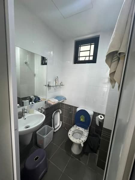 Condominium for Sale at Papillon Desahill Condominium - Samson Lee - Bathroom - PropertyGuru.com.my