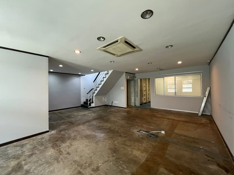 Shop / Office for Rent in Bay Avenue (Bayan Lepas) - Ben Lee - Interior - PropertyGuru.com.my
