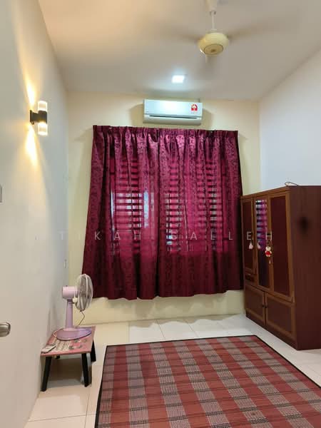 1-storey Terraced House for Sale in Mergong (Alor Setar) - Atikah Salleh - Bedroom 1 - PropertyGuru.com.my