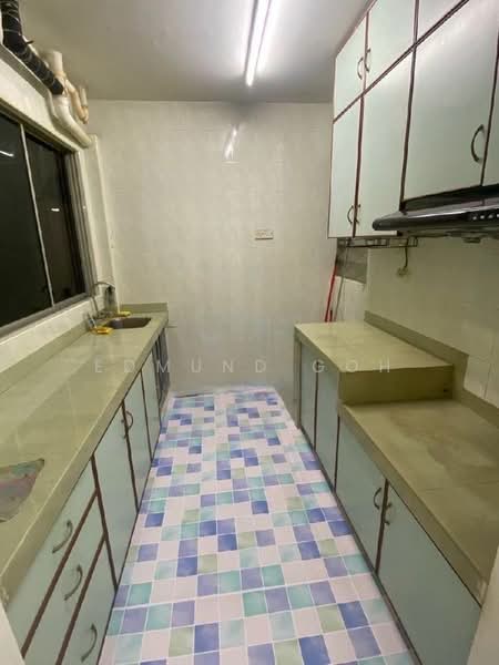 Flat for Rent at Sri Indah - Edmund Goh - Kitchen - PropertyGuru.com.my