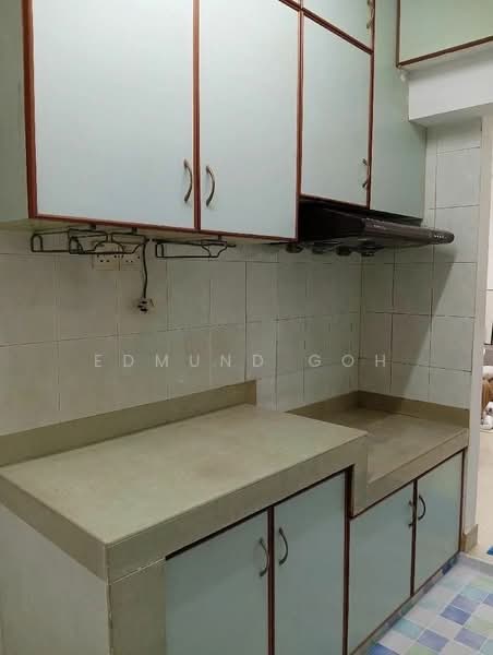 Flat for Rent at Sri Indah - Edmund Goh - Kitchen - PropertyGuru.com.my