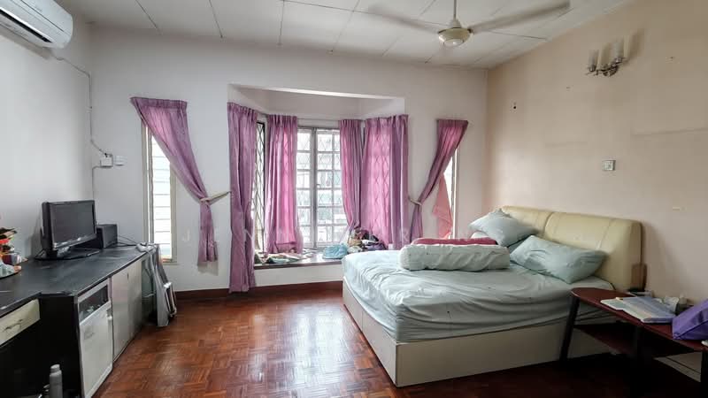 Rumah Teres 2 Tingkat untuk Dijual di Usj 3 (Subang Jaya) - Jennifer Ng - Bedroom - PropertyGuru.com.my