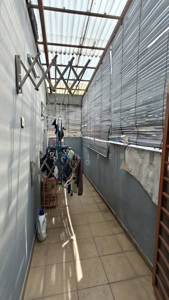 Rumah Teres 2 Tingkat untuk Dijual di Usj 3 (Subang Jaya) - Jennifer Ng - Balcony - PropertyGuru.com.my