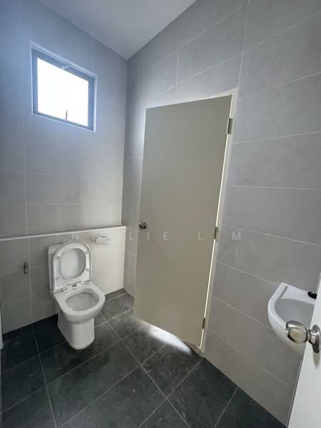2-storey Terraced House for Sale in Taman Desa Tebrau (Tebrau) - Nellie Lim - Bathroom - PropertyGuru.com.my