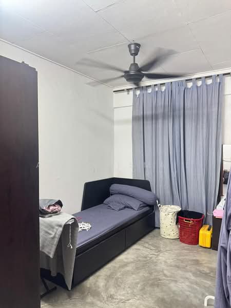 Flat for Sale at Sri Lanang - Azlan Ismail aiproperty - Bedroom - PropertyGuru.com.my