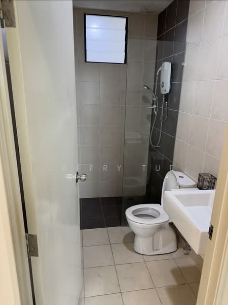 Service Residence for Sale at The Mark @ Cheras - Jaffry Tue - Bathroom - PropertyGuru.com.my