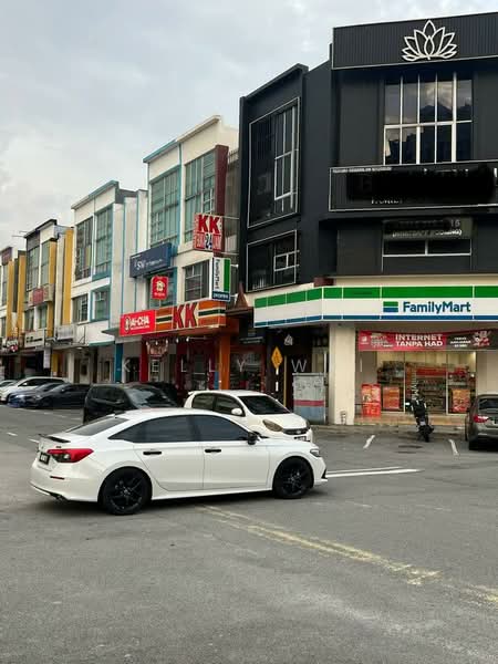 Retail Space for Sale in Taman Mutiara Mas (Skudai) - Kelly Wai - Exterior - PropertyGuru.com.my