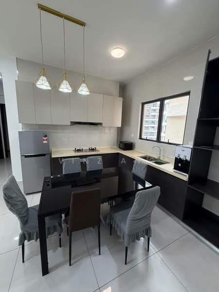 Condominium for Rent at Bay Point @ Country Garden Danga Bay - Vinz Ang - Kitchen - PropertyGuru.com.my