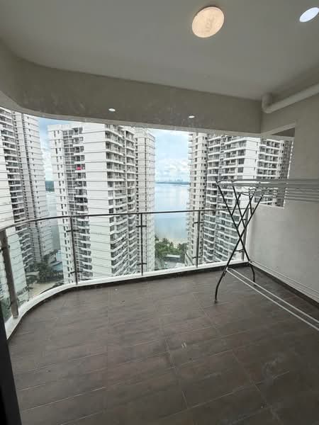 Condominium for Rent at Bay Point @ Country Garden Danga Bay - Vinz Ang - Balcony - PropertyGuru.com.my