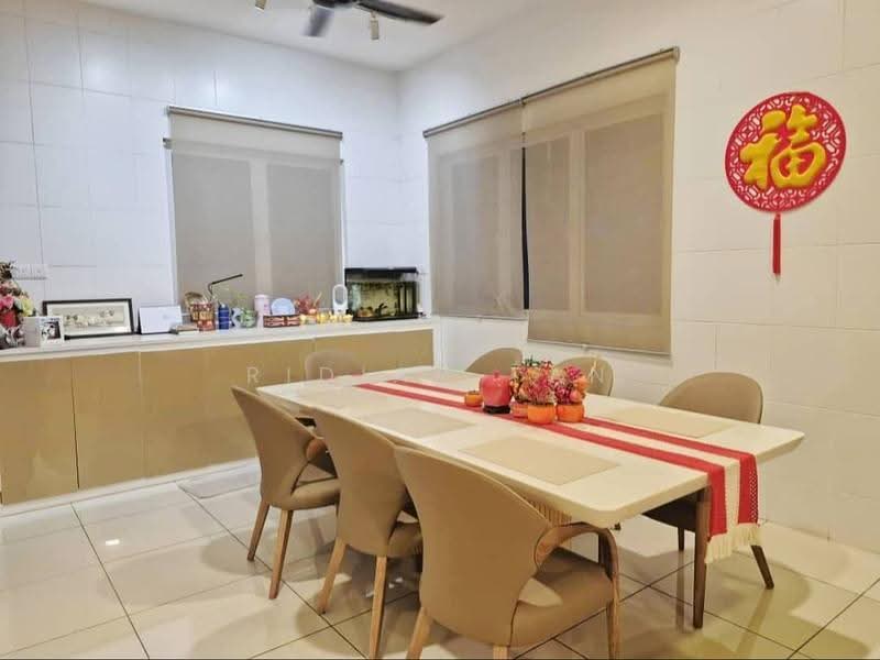 Rumah Berkembar untuk Dijual di Bandar Botanic (Klang) - Ridian Tan - Dining Room - PropertyGuru.com.my