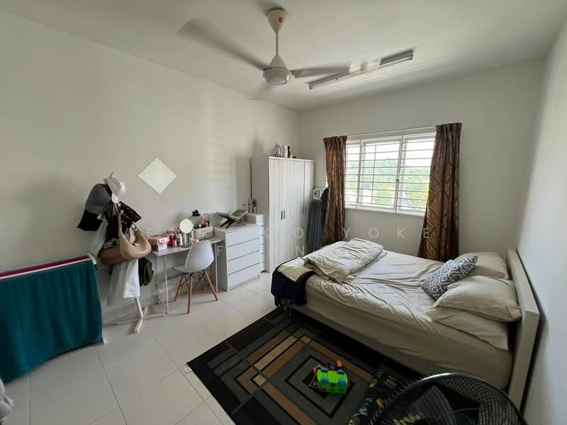 Pangsapuri untuk Dijual di Pangsapuri Seri Mutiara - Veni Foo Yoke Fuang - Bedroom - PropertyGuru.com.my