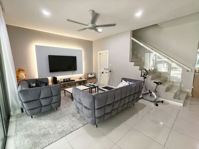 2-storey Terraced House for Sale in Setia Eco Glades (Cyberjaya) - Mudz Salahuddin - Living Room - PropertyGuru.com.my