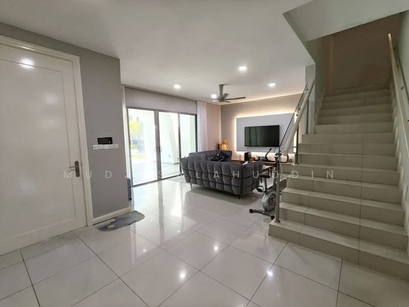 2-storey Terraced House for Sale in Setia Eco Glades (Cyberjaya) - Mudz Salahuddin - Living Room - PropertyGuru.com.my