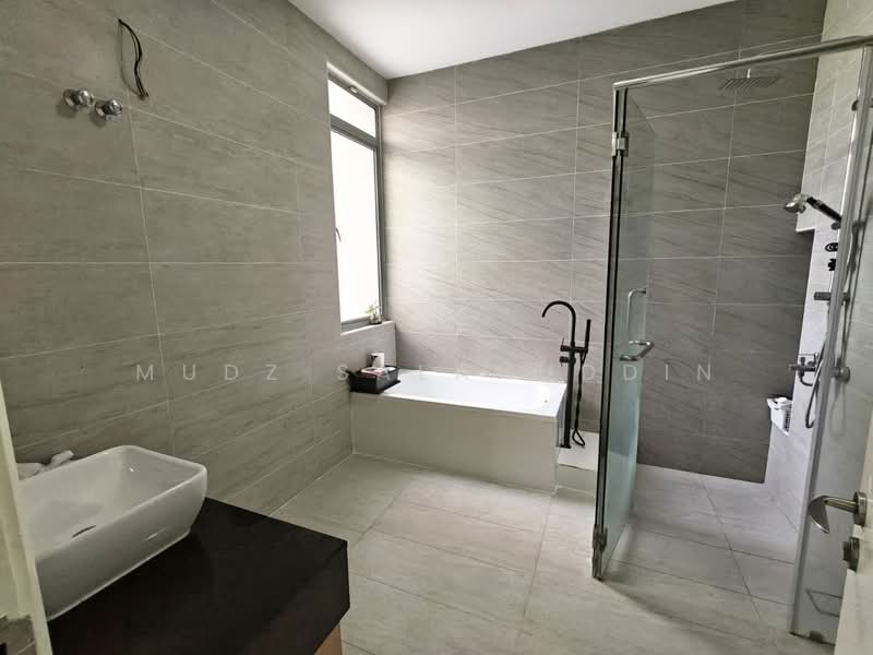 2-storey Terraced House for Sale in Setia Eco Glades (Cyberjaya) - Mudz Salahuddin - Bathroom - PropertyGuru.com.my